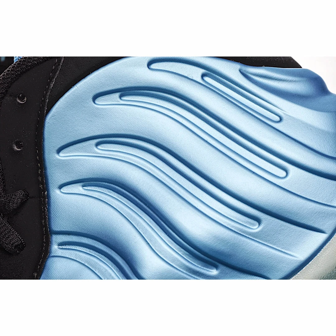 Nike Air Foamposite one North Carolina Blue Spray