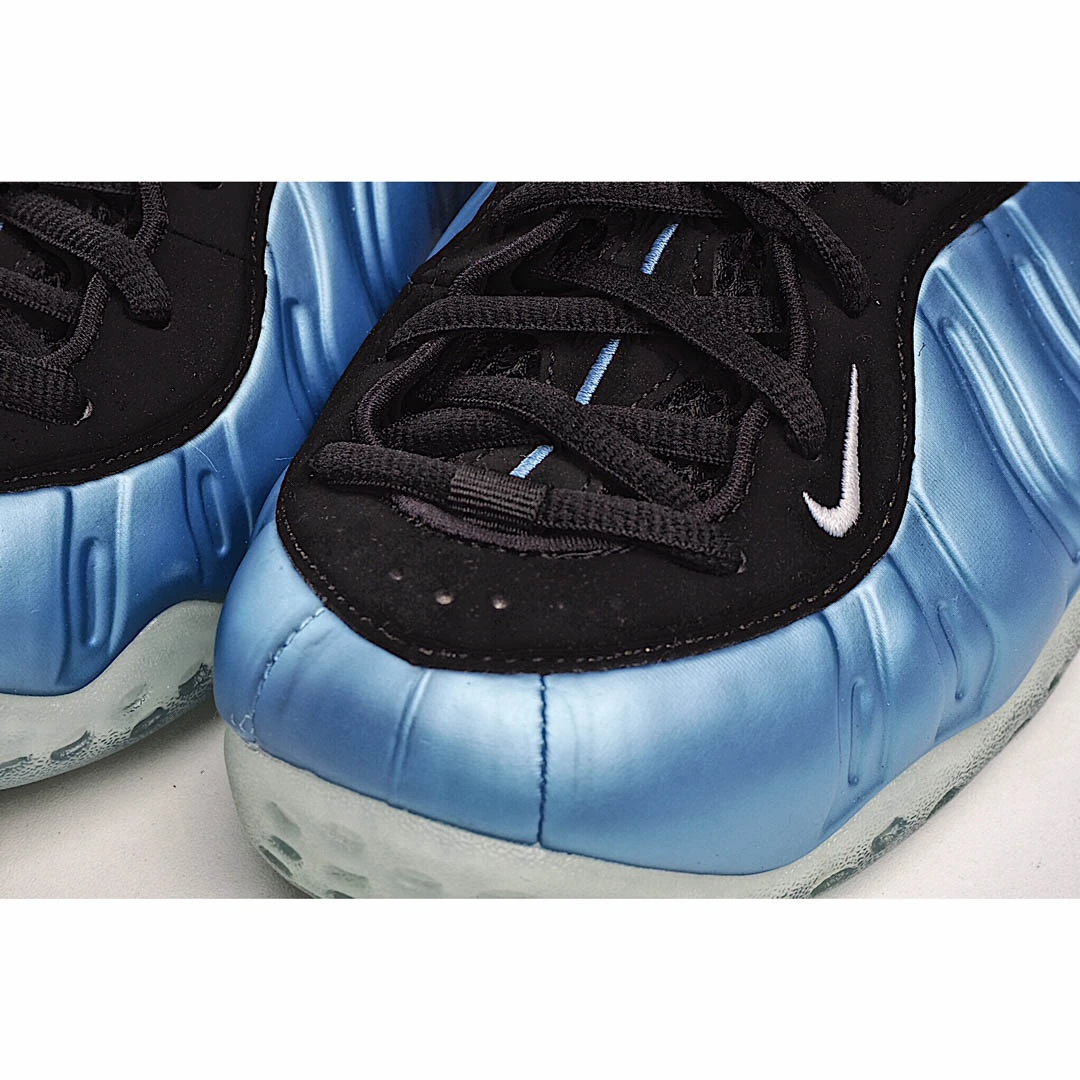 Nike Air Foamposite one North Carolina Blue Spray