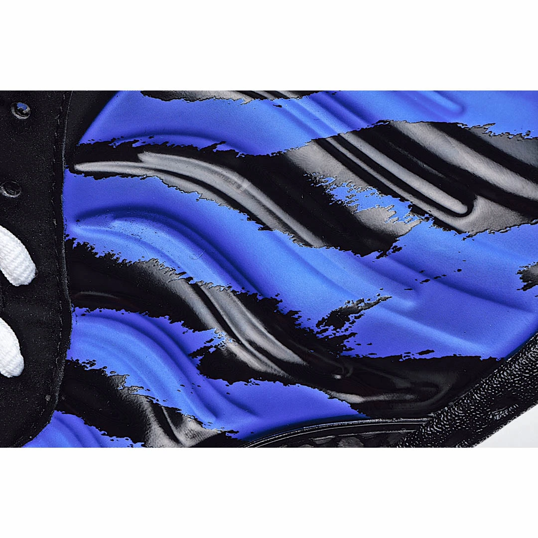 Nike Air Foamposite one Tiger Spray