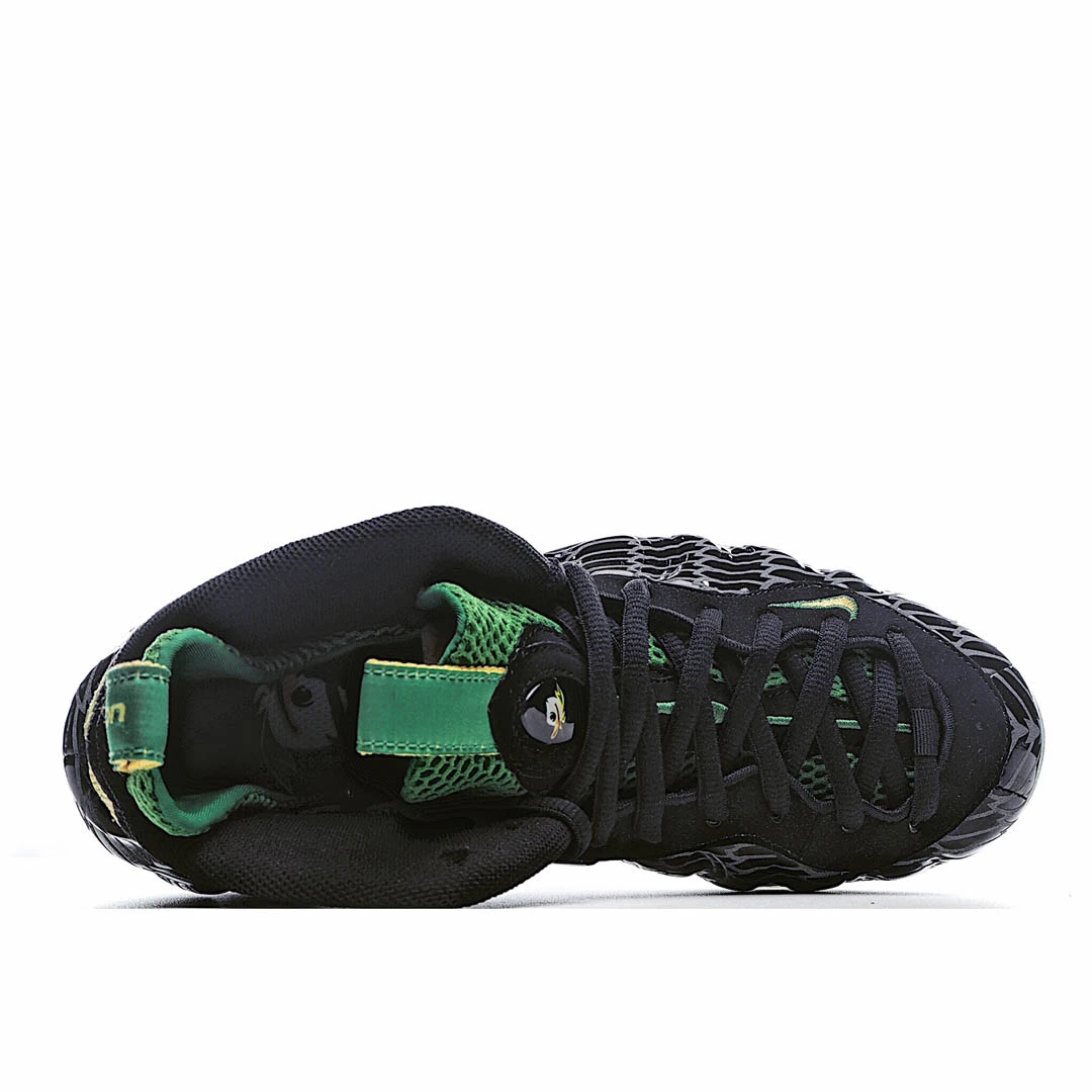 Nike Air Foamposite pro duck spray