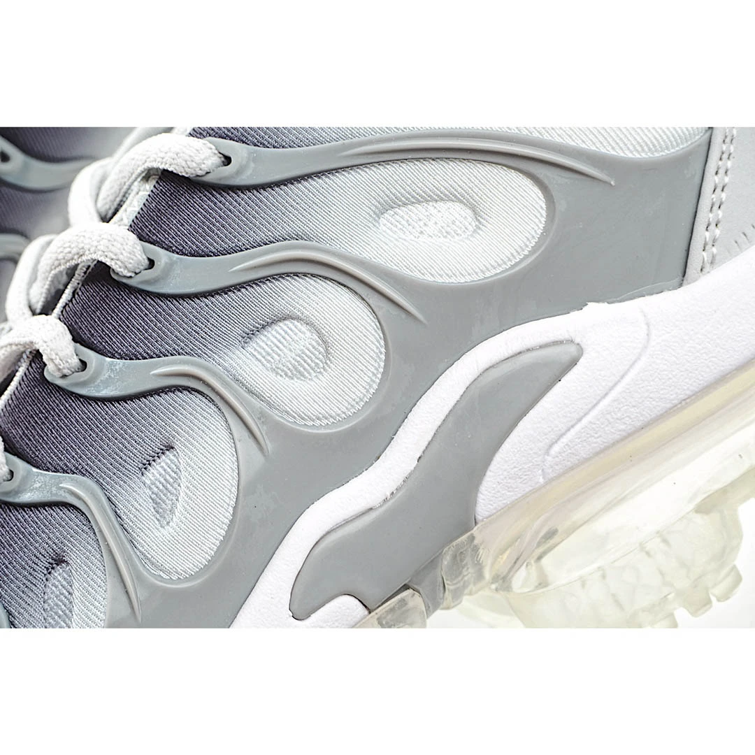 Nike Air VaporMax Plus ‘Silver Gradient’