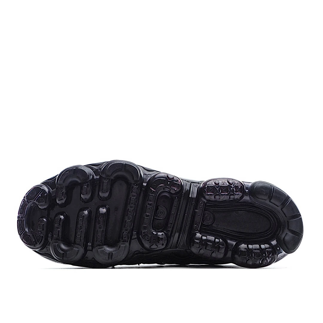 Nike Air VaporMax Plus ‘Triple Black’