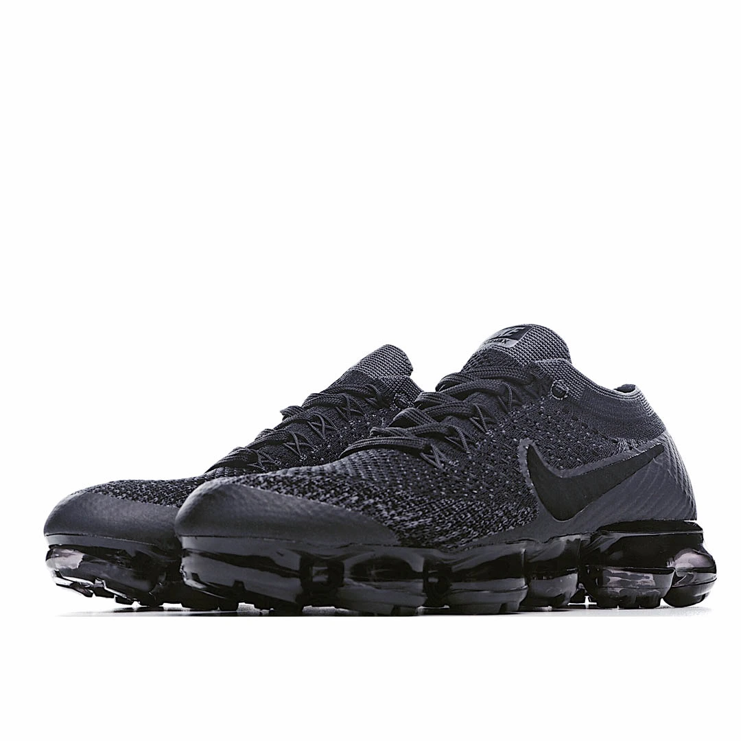 Nike Air VaporMax ‘Triple Black’