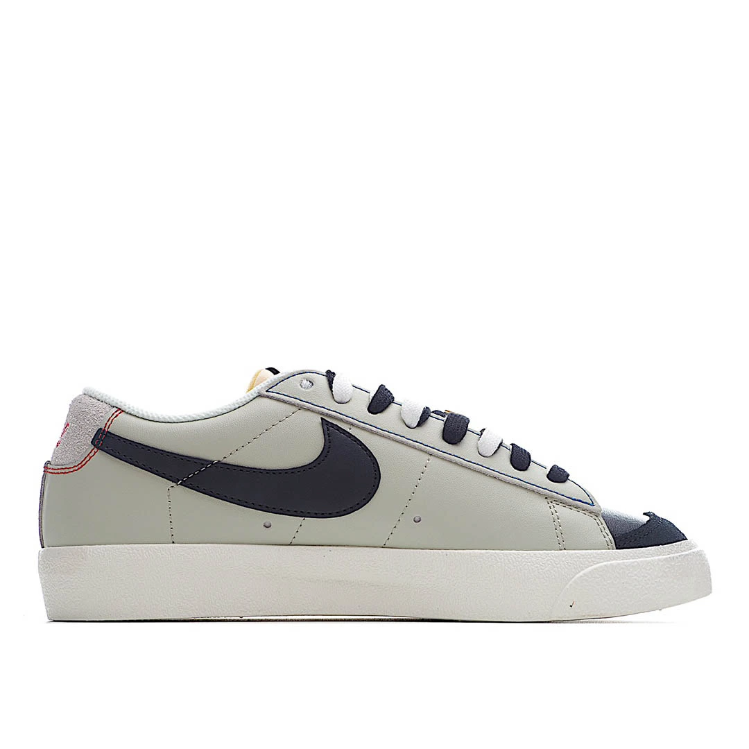 Nike Blazer Low 1977 VNTG SS Low Top Sneakers