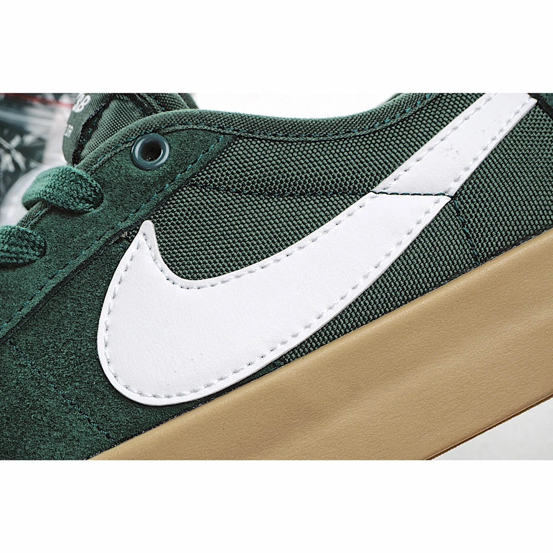 Nike Blazer Low GT SB ‘Green Gum’