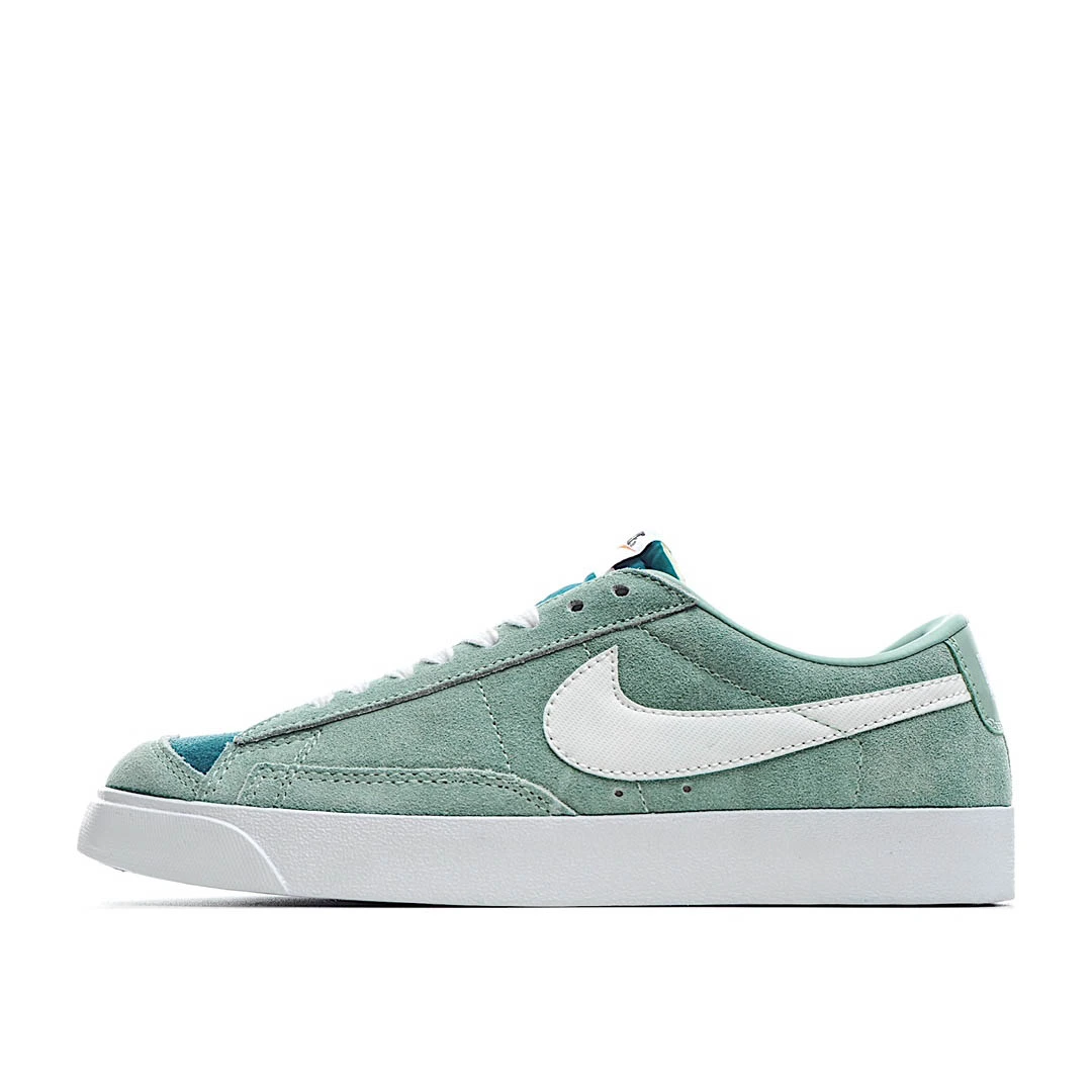 Nike Blazer Low Low-Top Sneakers