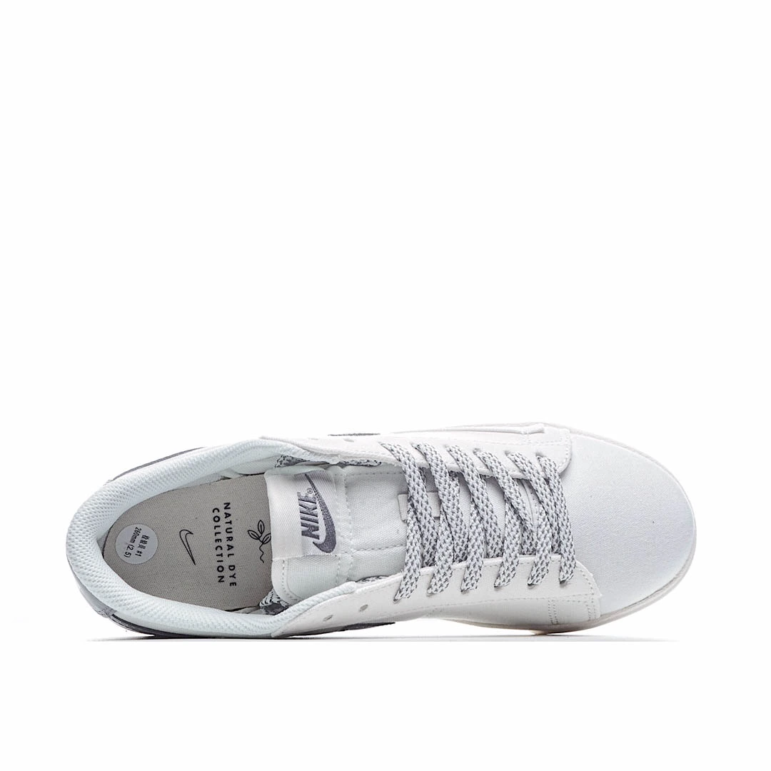 Nike Blazer Low LX Low Bond Sneakers