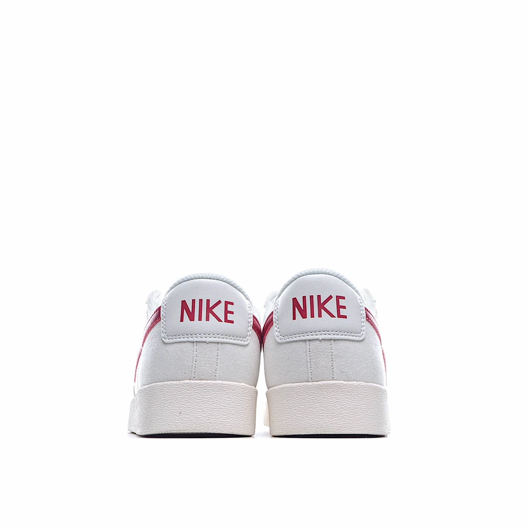 Nike Blazer Low LX Sneakers