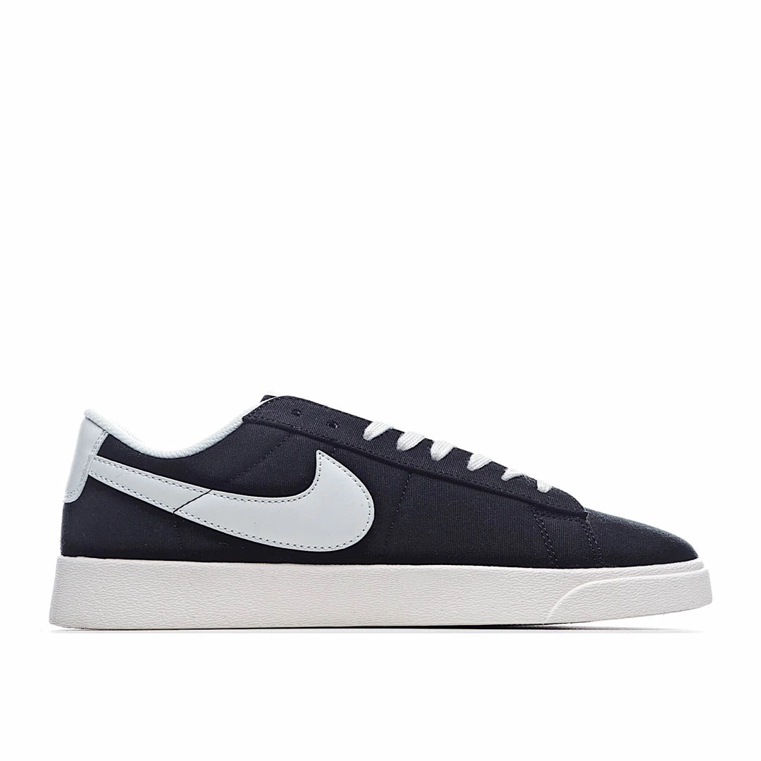 Nike Blazer Low LX Sneakers