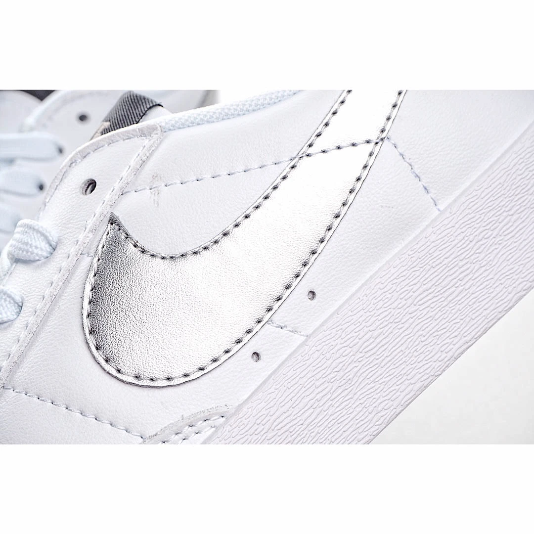 Nike Blazer Low PRM Sneakers