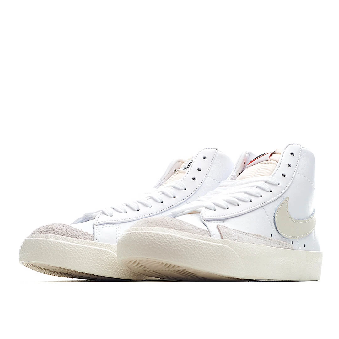 Nike Blazer Mid 77 ‘Light Bone’