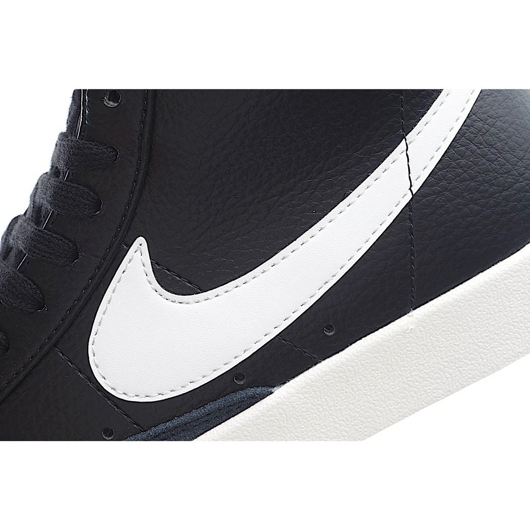 Nike Blazer Mid ’77 Vintage ‘Black Sail’