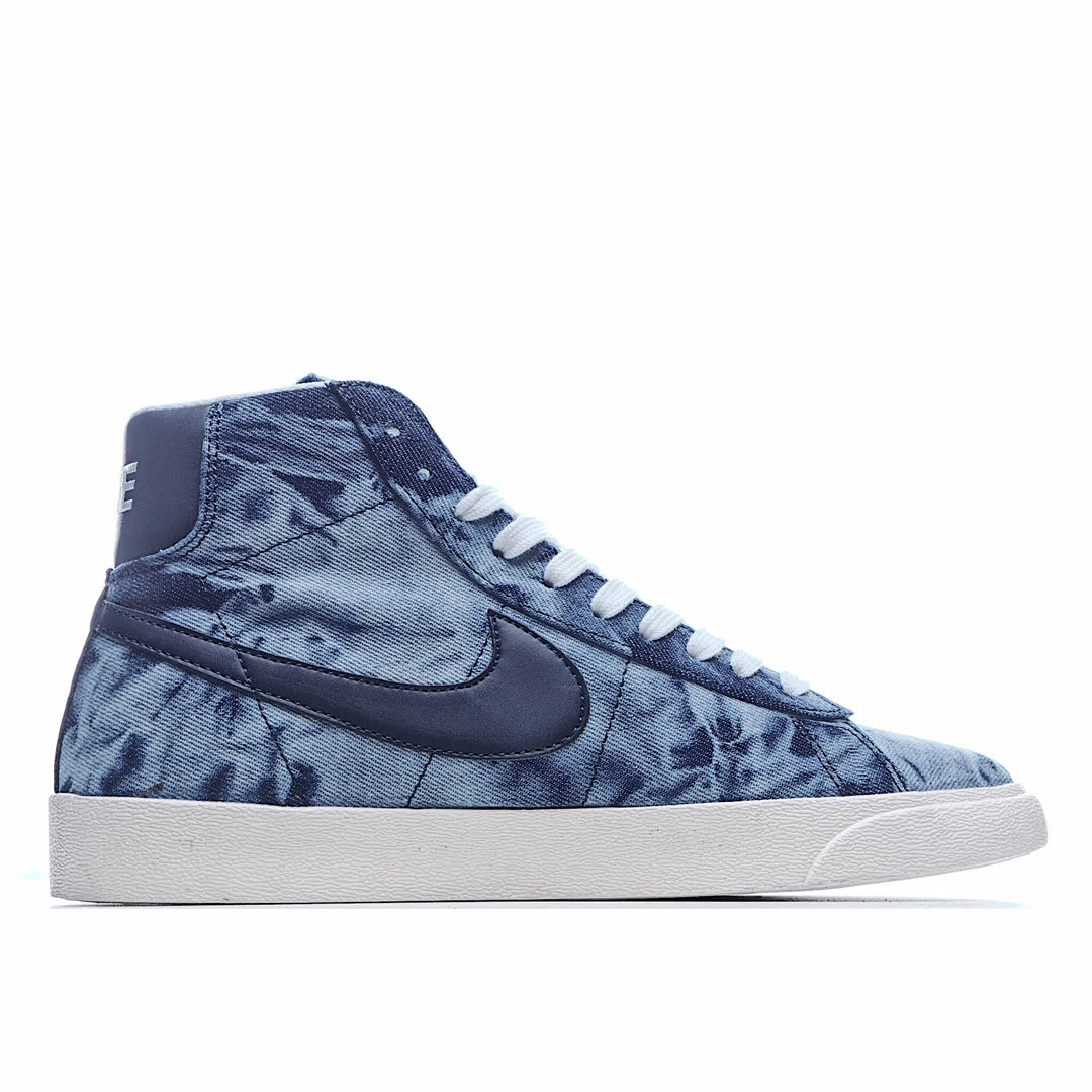 Nike Blazer Mid QS HH Sneakers