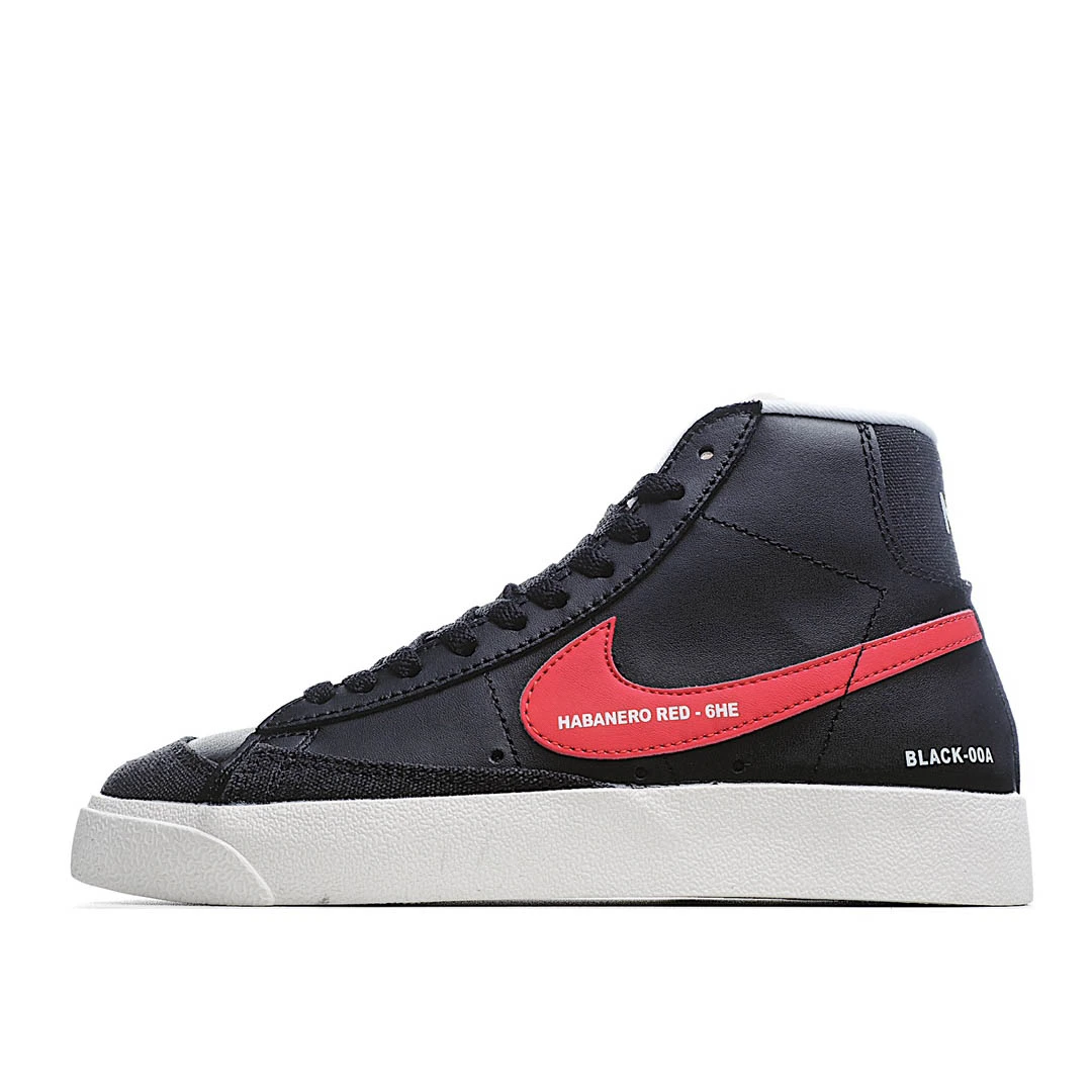 Nike Blazer Mid Sneakers