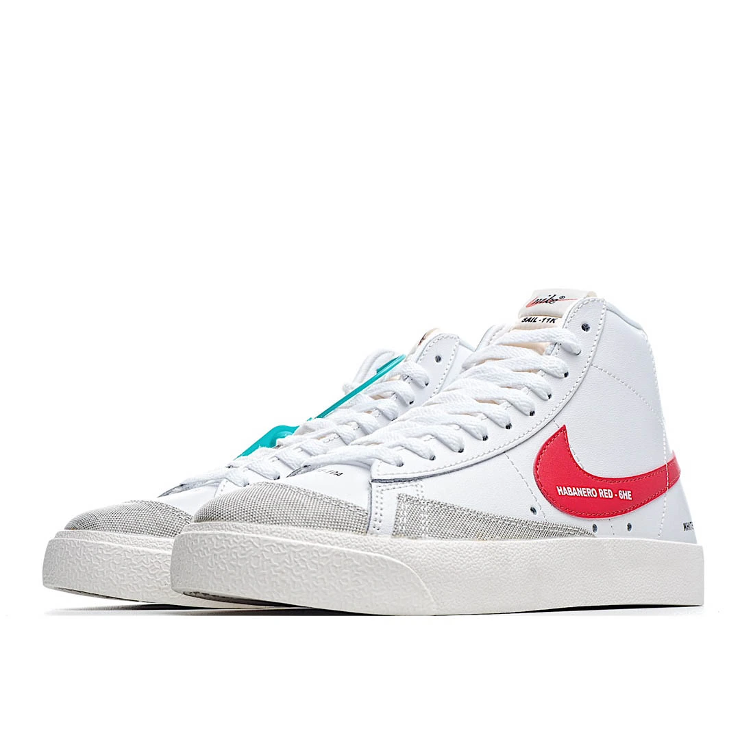 Nike Blazer Mid Sneakers