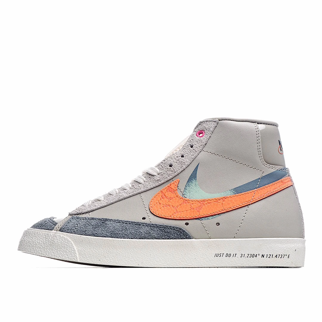 Nike Blazer Mid VNTG High-Top Sneakers