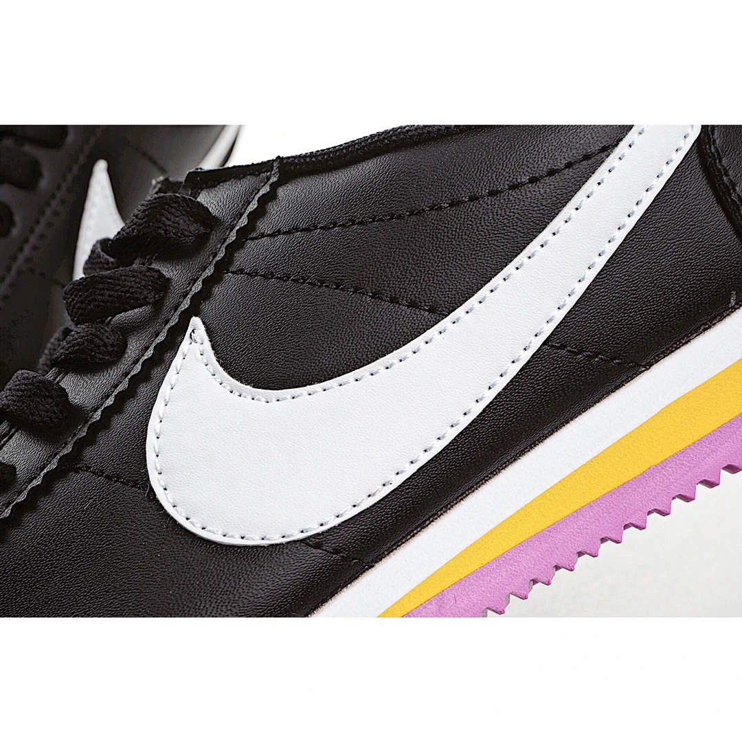 Nike Classic Cortez Leather Running Shoe