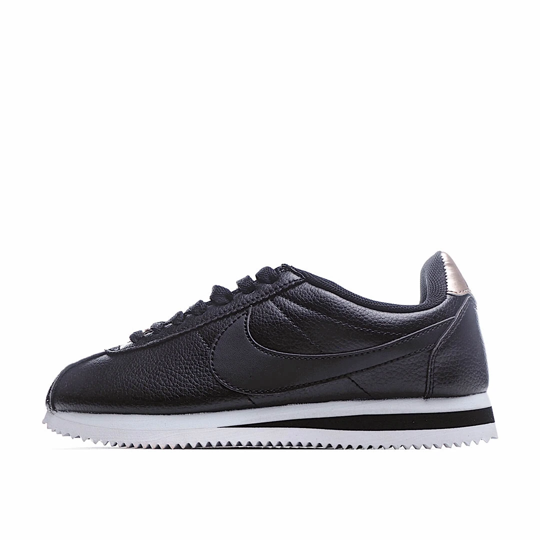 Nike Classic Cortez Leather Running Shoe