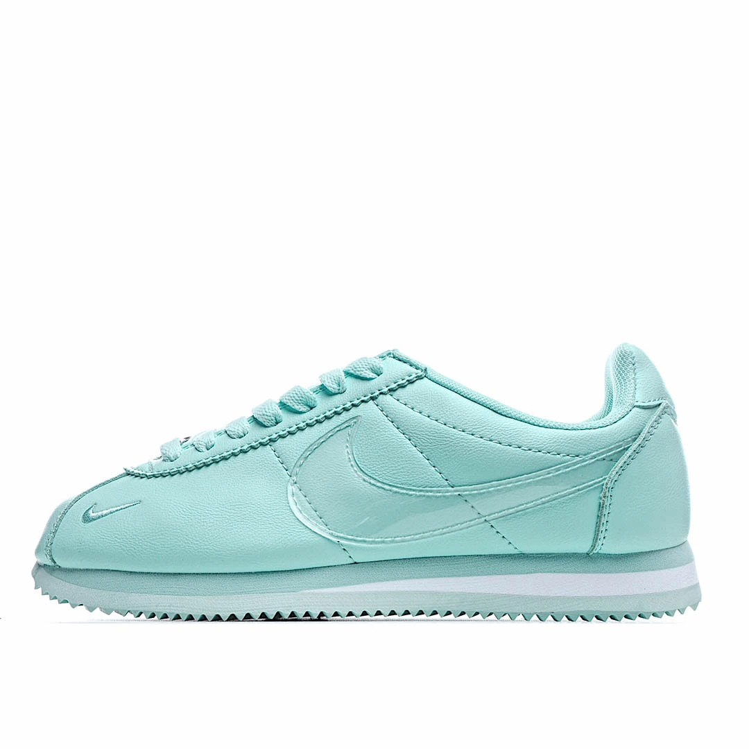 Nike Classic Cortez Leather Running Shoe