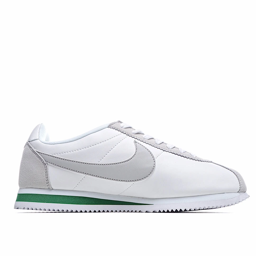 Nike Classic Cortez Leather Running Shoe