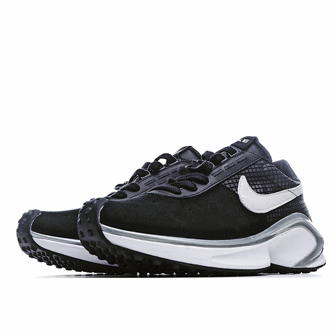 Nike D/MS/X Waffle ‘Black White’