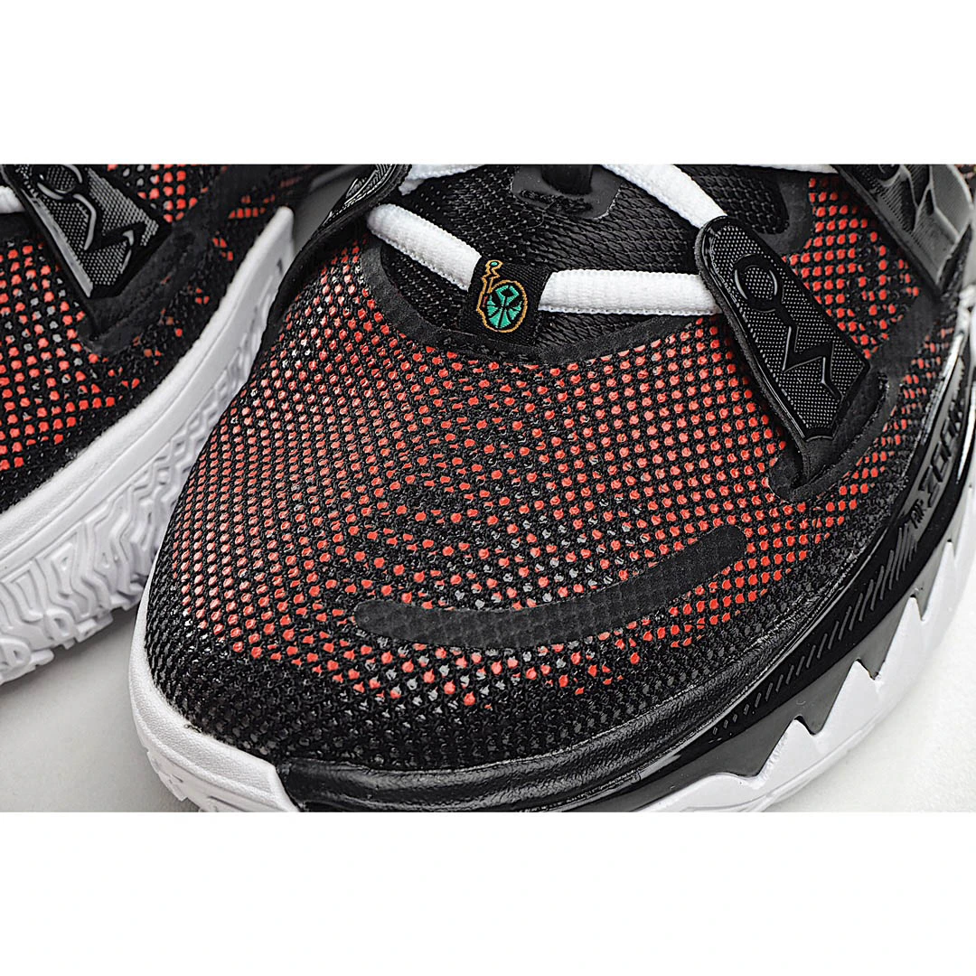 Nike Kyrie 7 EP ‘Roswell Raygun’