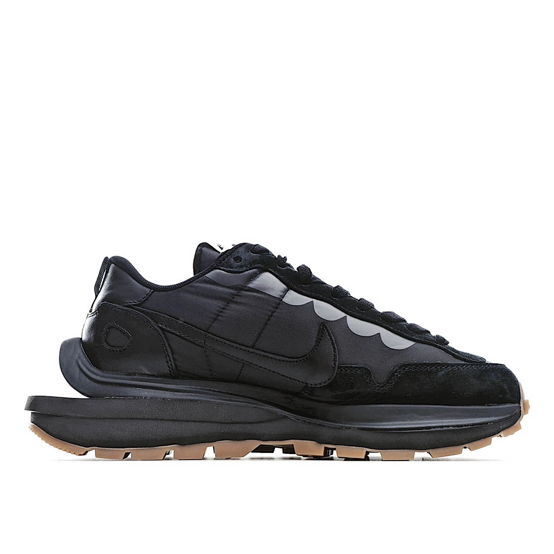 Nike Sacai x VaporWaffle ‘Black Gum’