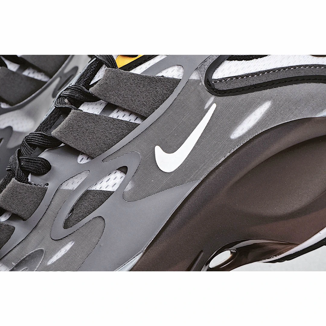 Nike Signal D/MS/X ‘Football Grey’