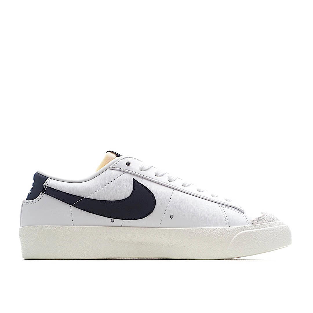 Nike Wmns Blazer Low ’77 ‘White Black’