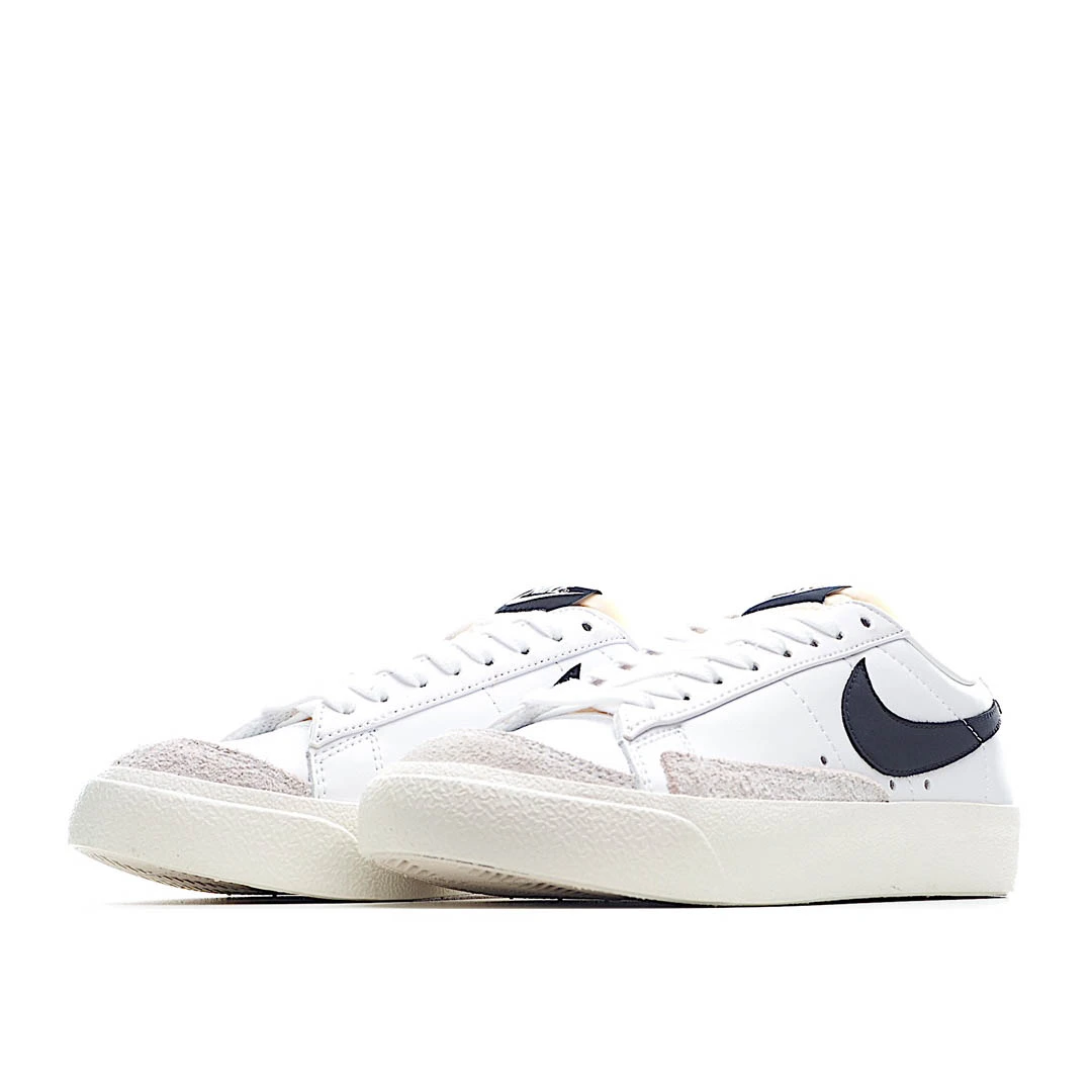 Nike Wmns Blazer Low ’77 ‘White Black’