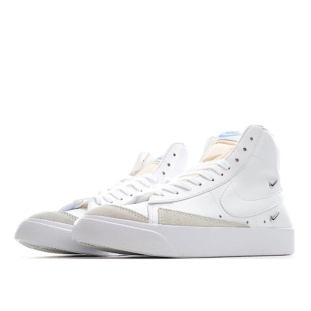 Nike Wmns Blazer Mid ’77 SE ‘Sisterhood – White Metallic Silver’