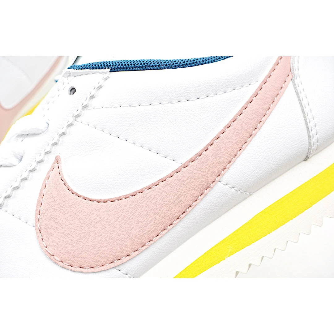 Nike Wmns Cortez ‘Coral Stardust’