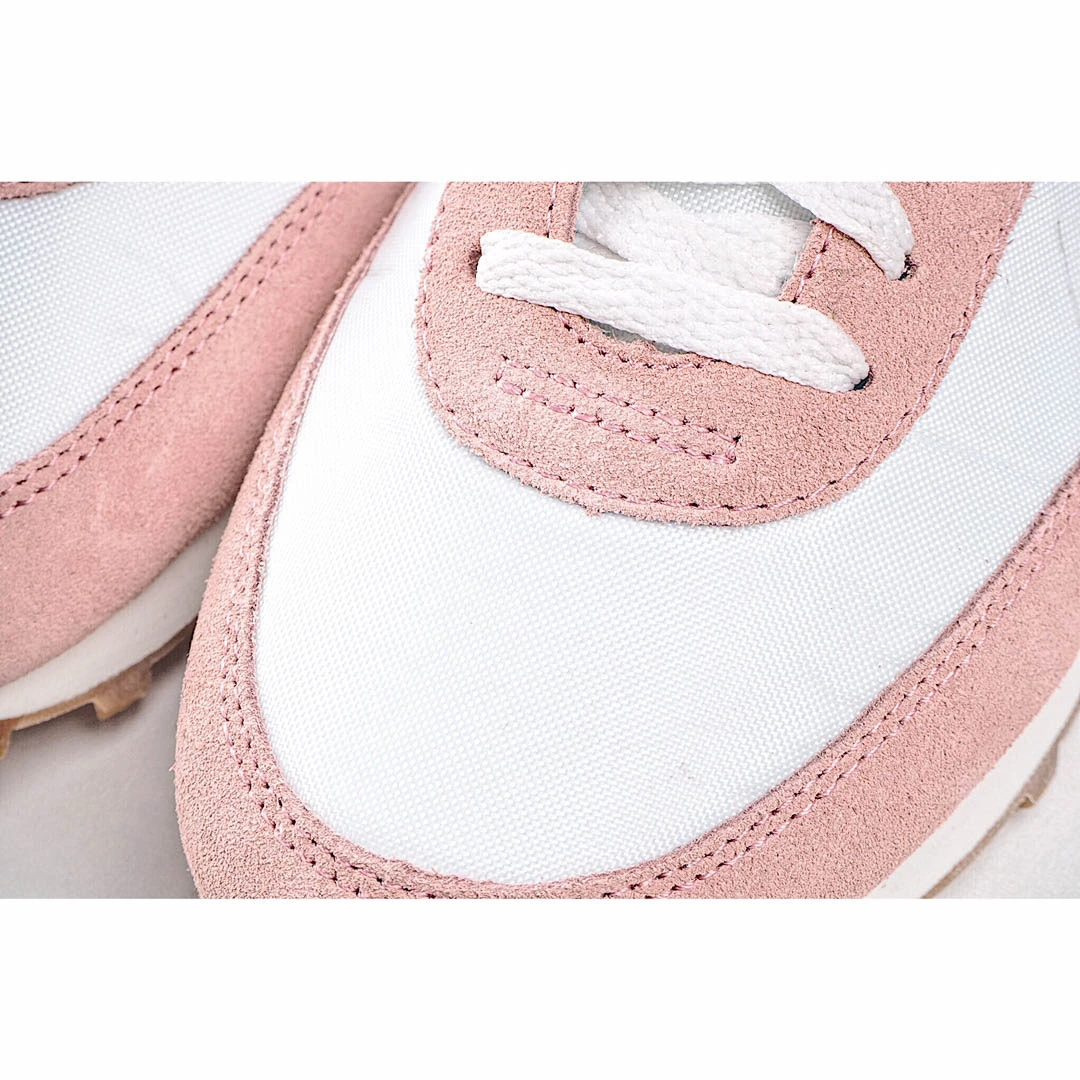 Nike Wmns Daybreak ‘Coral Stardust’