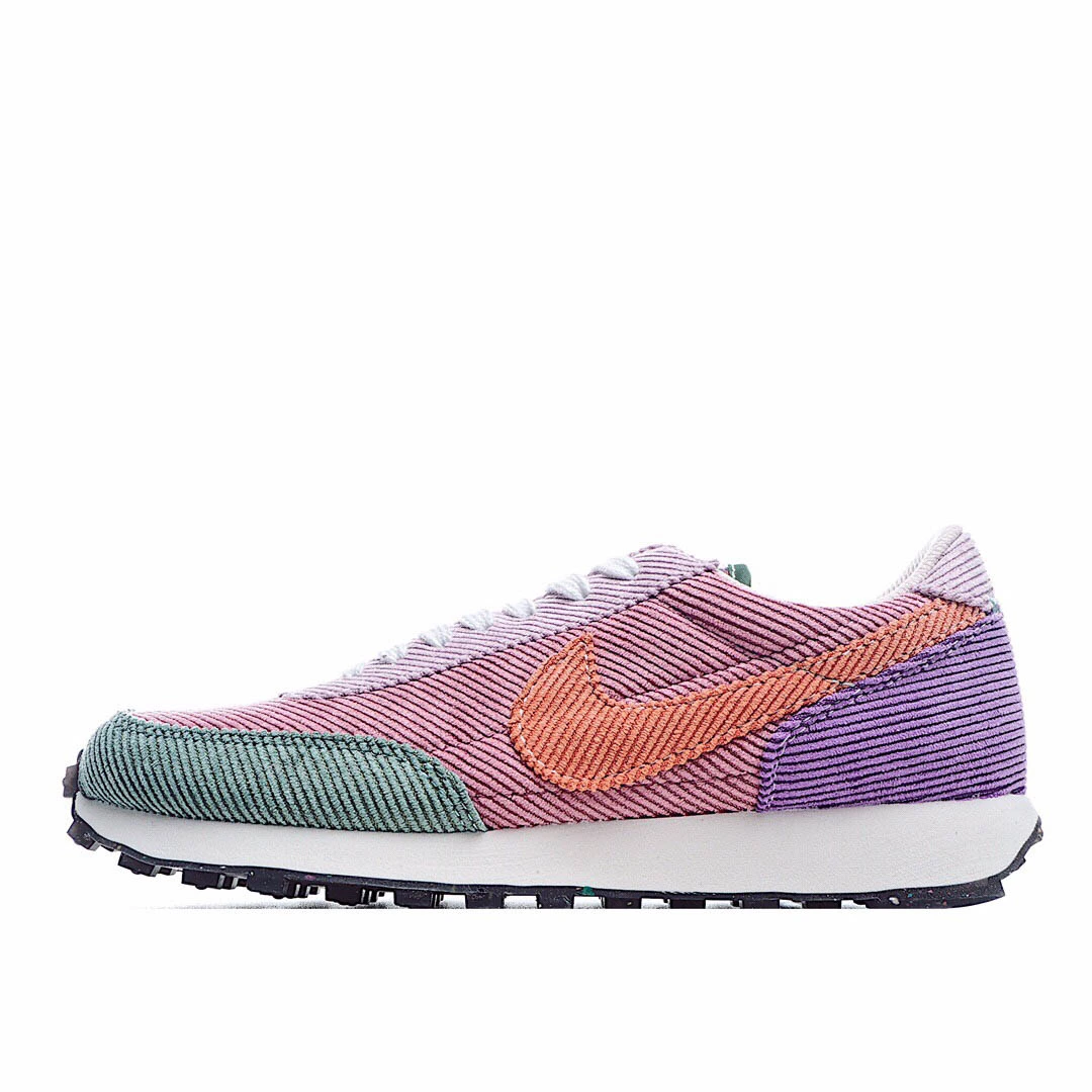 Nike Wmns Daybreak ‘Corduroy – Desert Berry’