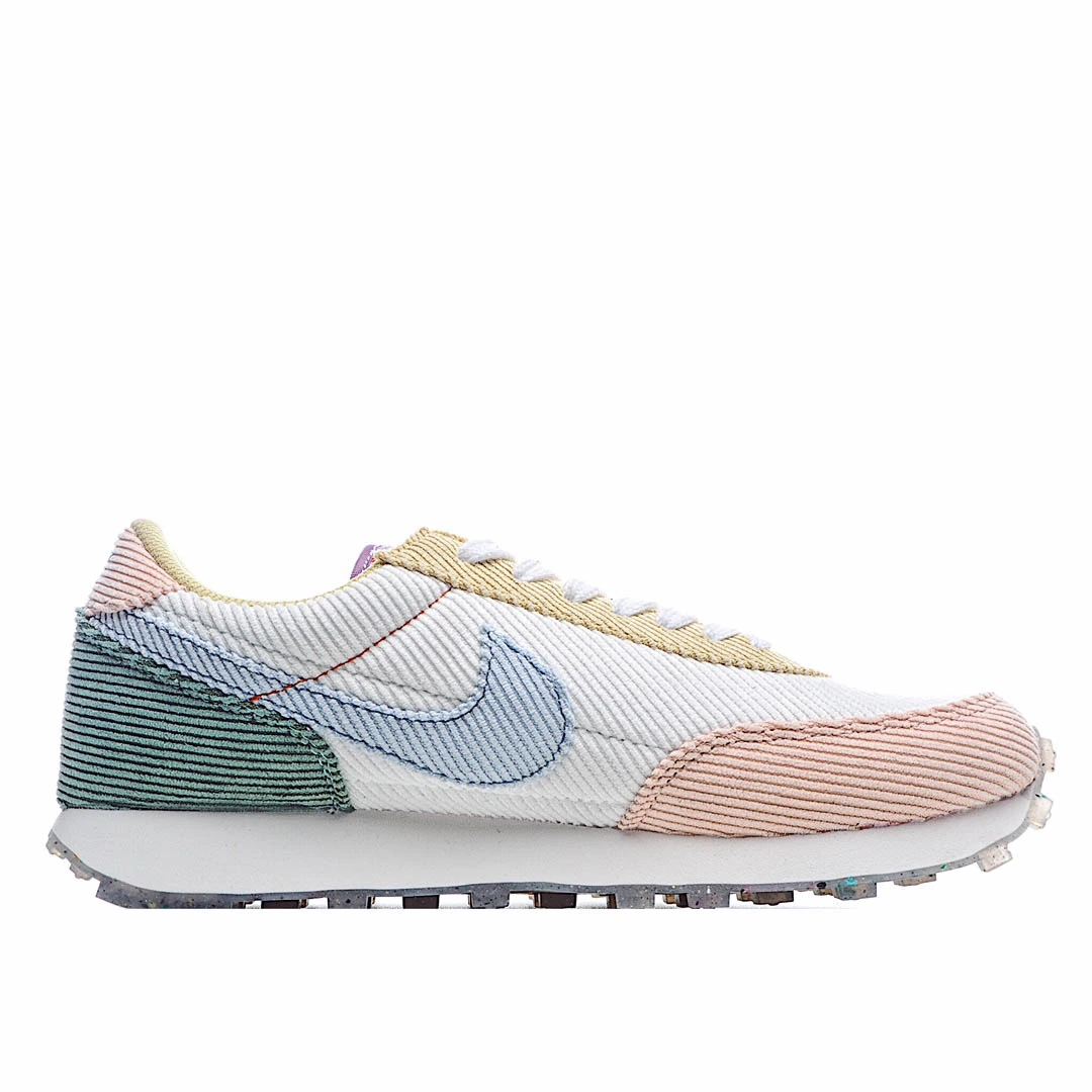 Nike Wmns Daybreak ‘Corduroy – Sail’