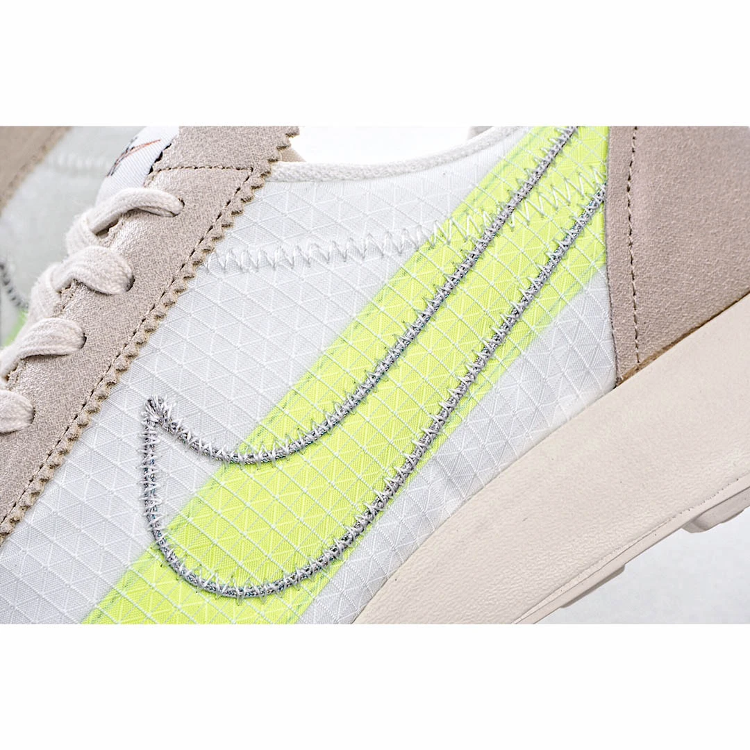 Nike Wmns Waffle Racer LX ‘Pale Ivory’