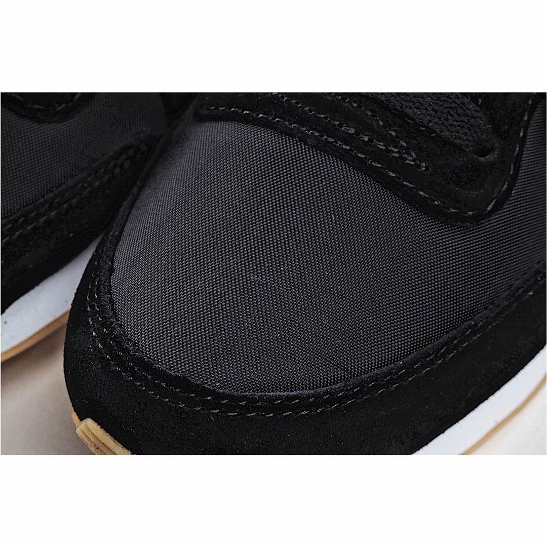 Wmns Internationalist ‘Black Gum’