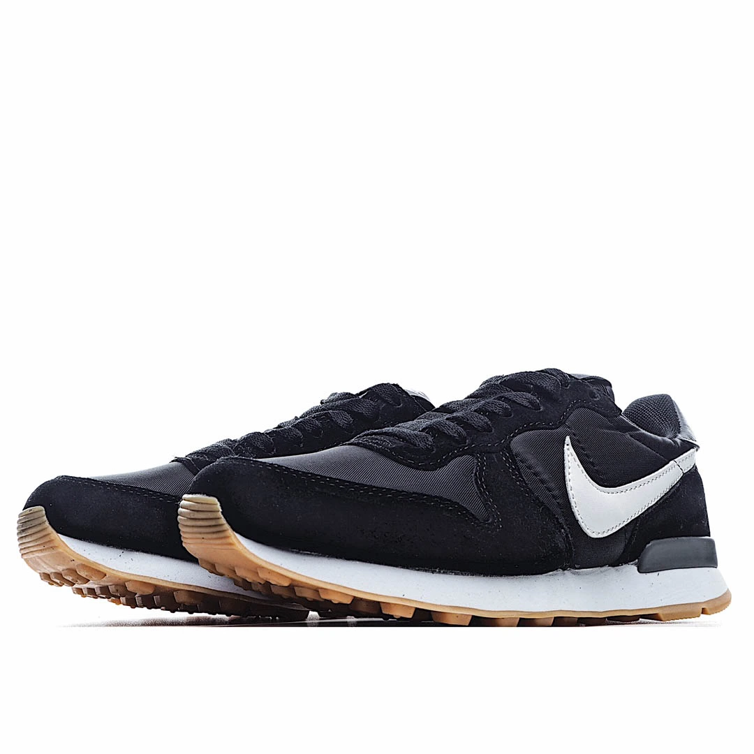 Wmns Internationalist ‘Black Gum’