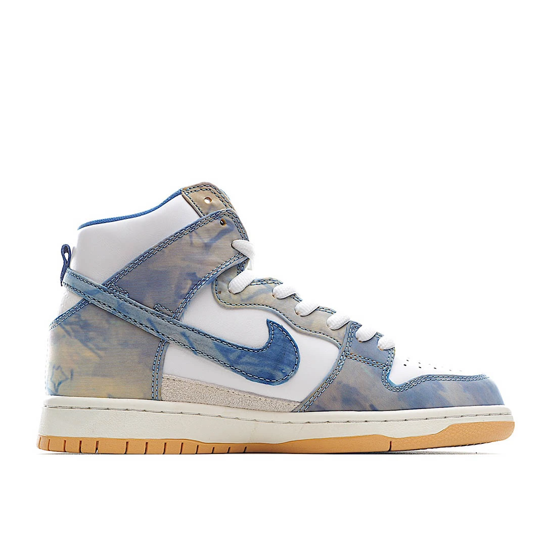 Carpet Company x Nike SB Dunk High SB Sneakers White & Blue