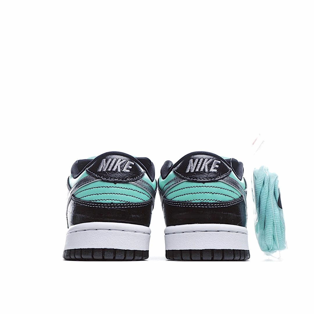 Diamond Supply Co. X Nike SB Dunk Low Pro Tiffany