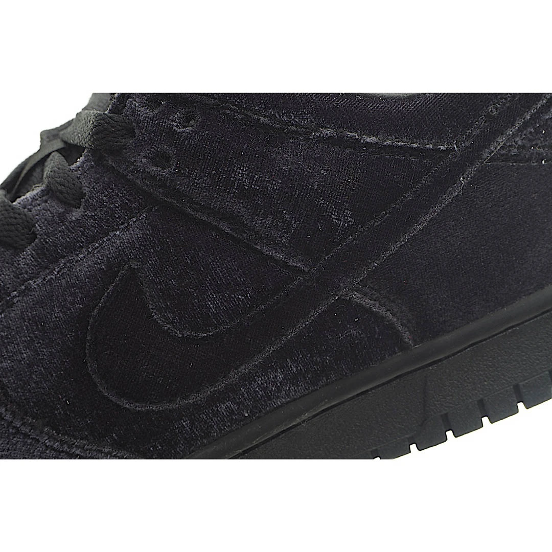 Dover Street Market x Nike Dunk Low“Triple Black