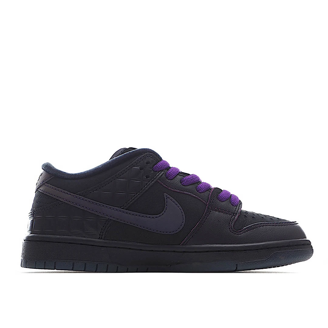 Familia x Nike SB Dunk Low Low-Top Sneakers