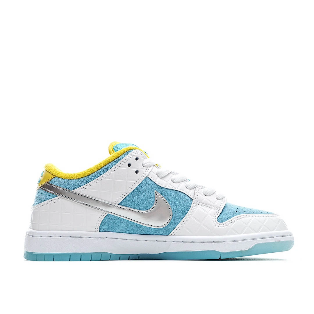 FTC Skateboarding x Nike SB Dunk Low Pro QSLAGOON PULSE Diamond Silver Ice Blue