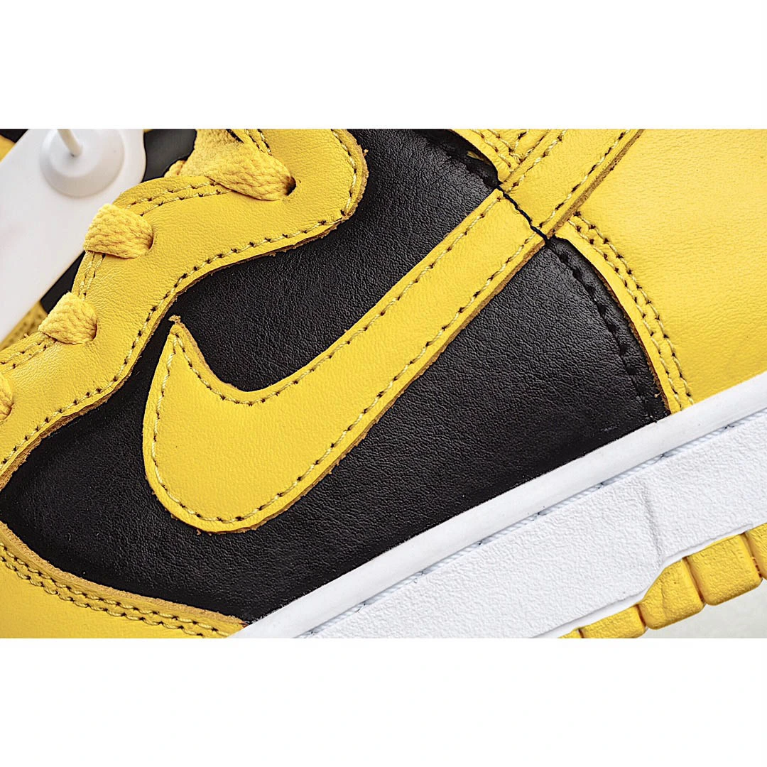 Nike Dunk High SP“ Varsity Maize