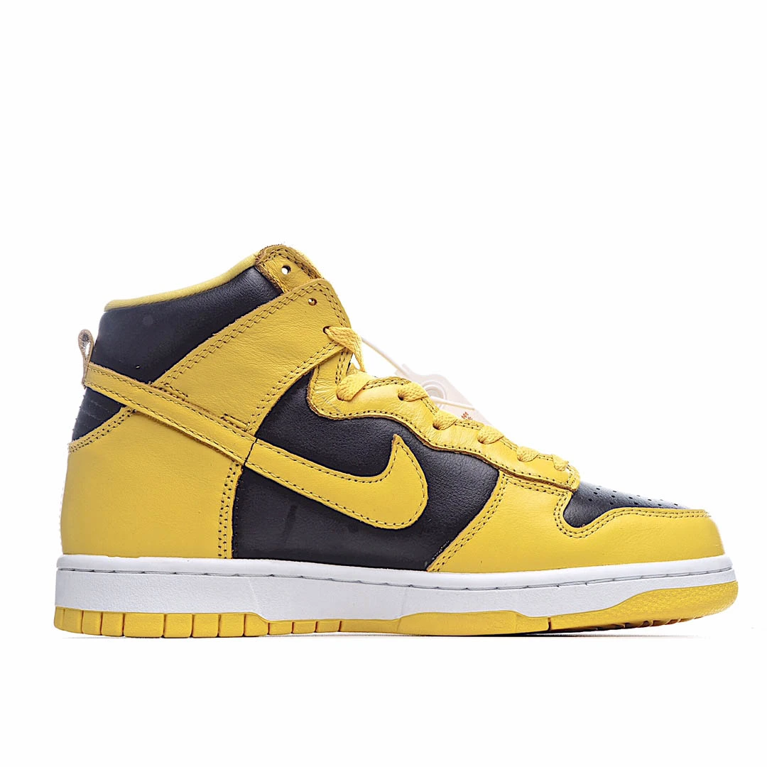 Nike Dunk High SP“ Varsity Maize