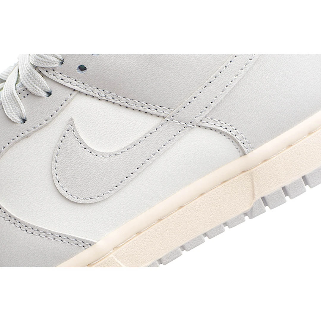 Nike Dunk LOW Light Bone White Grey