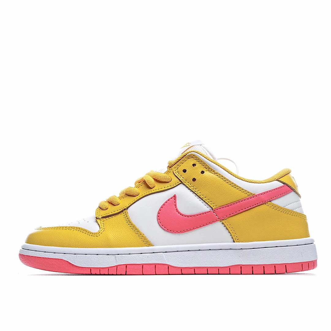 Nike Dunk Low SAMBA 2020 Edition Low-Top Sneakers