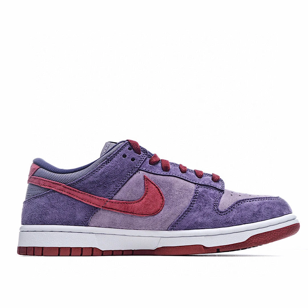 Nike Dunk SB Low Plum Low Raspberry Purple Sneakers