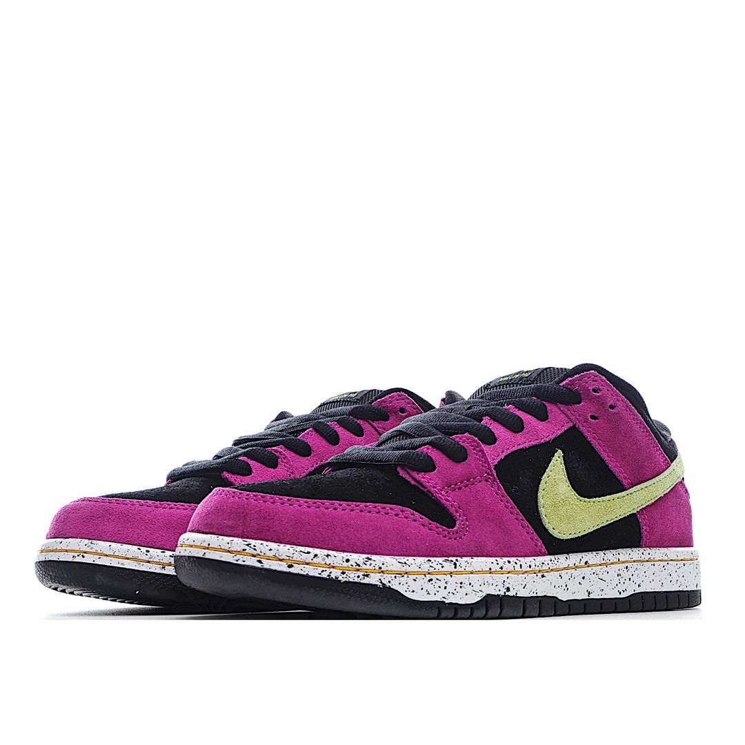 Nike Dunk SB Low SP Black Rose Low-Top Sneakers