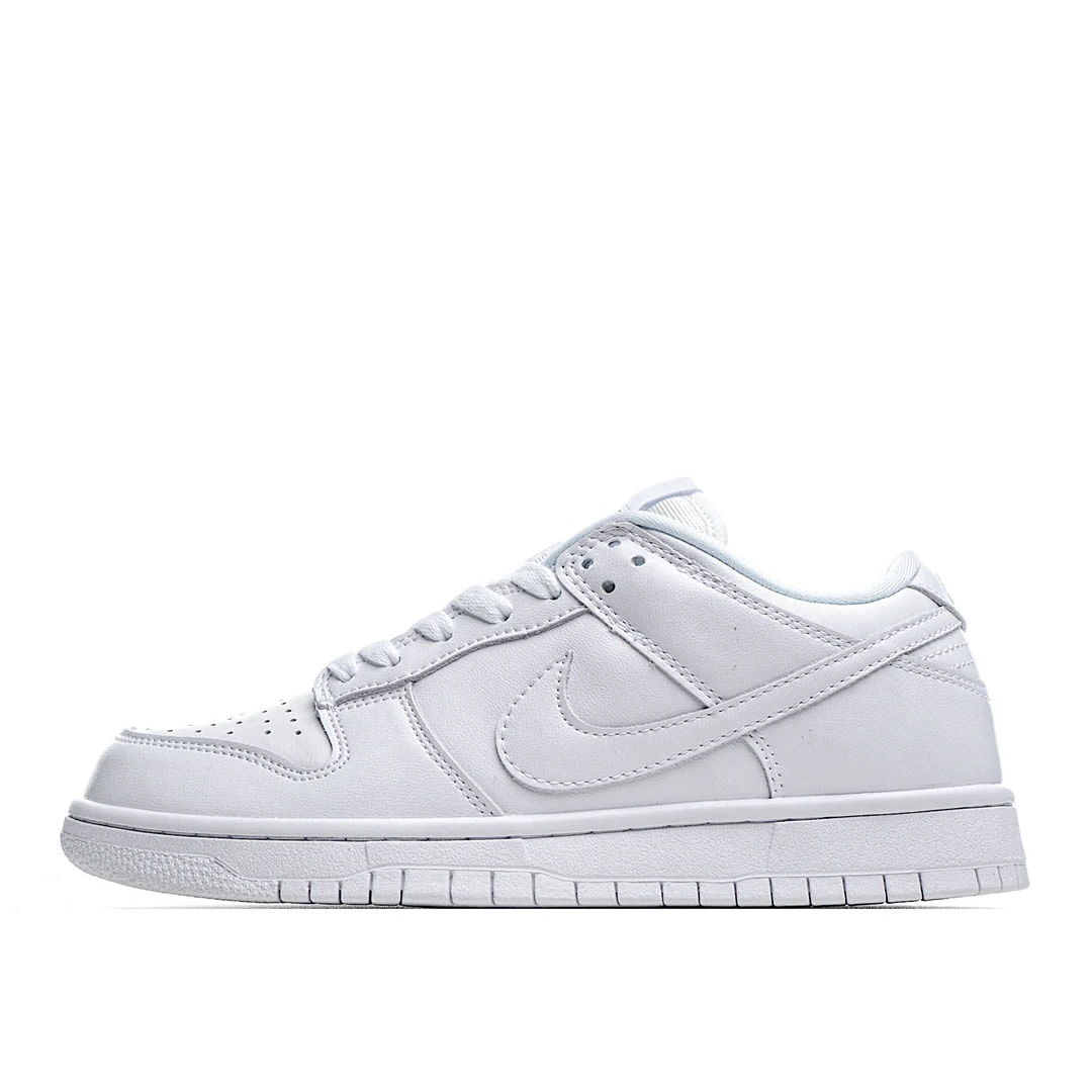 Nike Dunk SB Low white